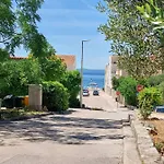 Sea & Sun Apartment