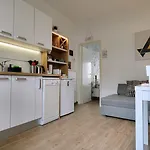 Sea & Sun Apartment *