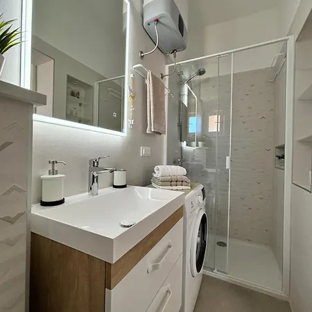 Sea & Sun Apartment *