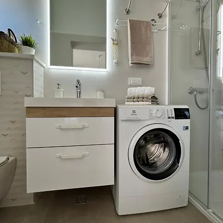 Sea & Sun Apartment *